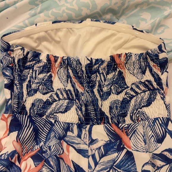 Women’s Printed Romper - Picture 6 of 8